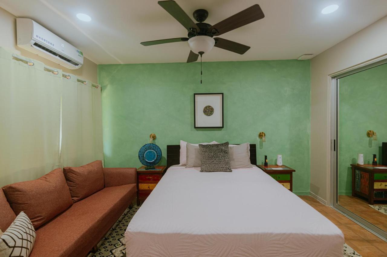 Oasis Diverse Adult Retreat Bed and breakfast *